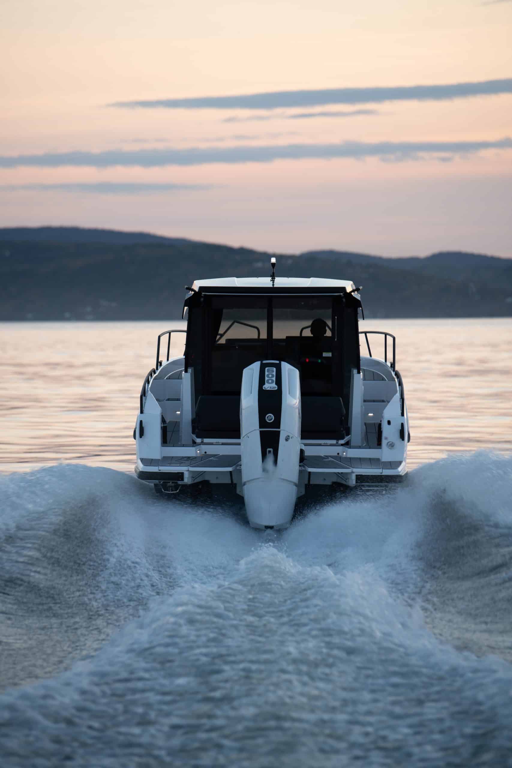 Nordkapp Coupe 905 V12 - Bilde 6